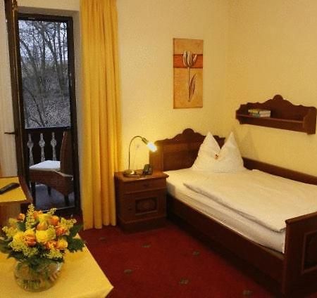 Waldhaus Eifel Hotel Gondorf Exterior photo